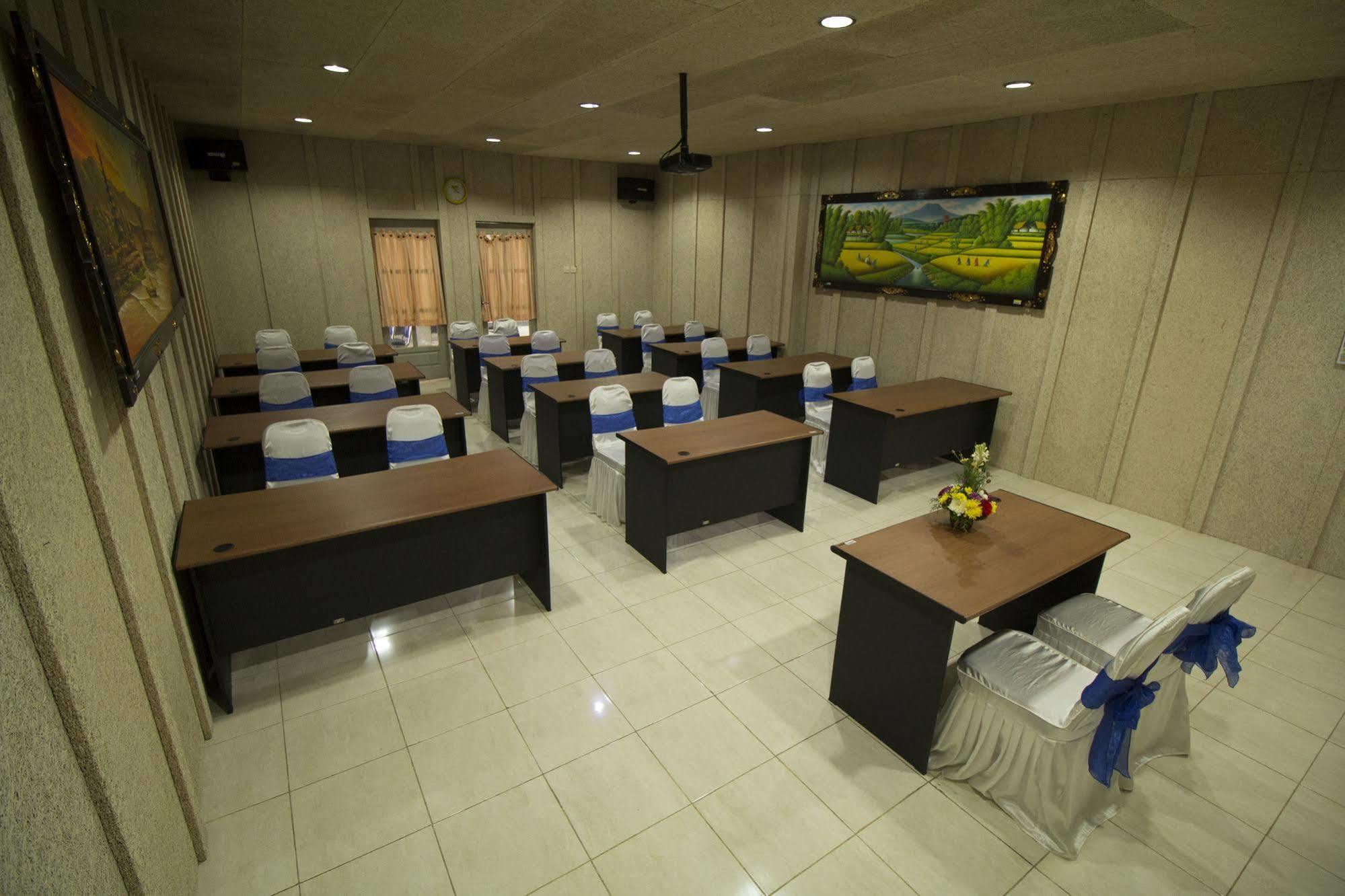 Negara Hotel - Chse Certified Экстерьер фото